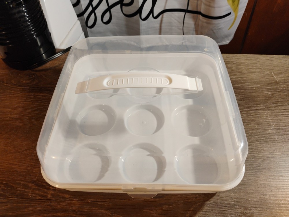Cupcake Plastic Holder