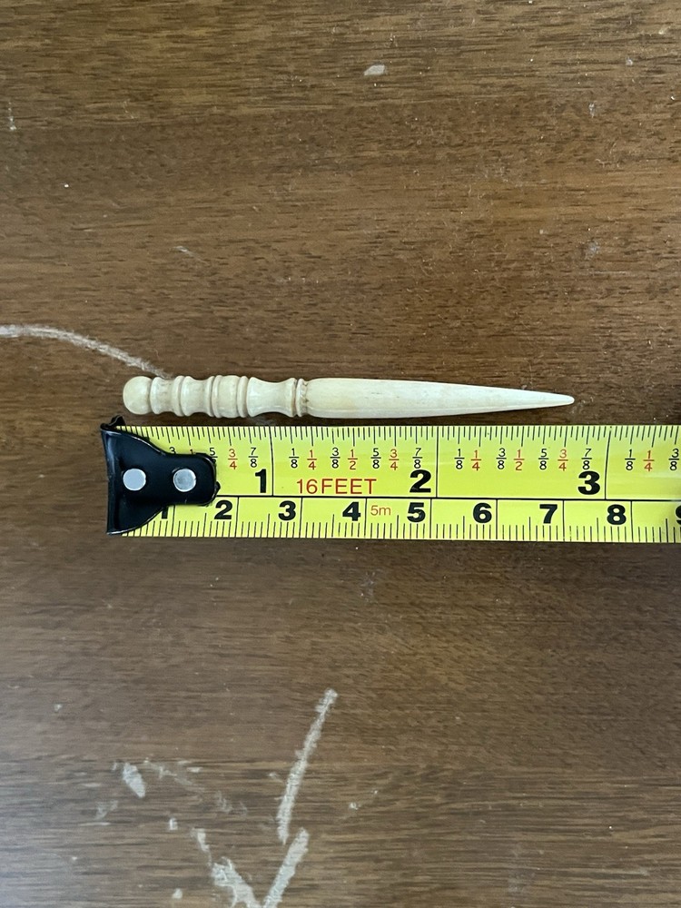 Antique Sewing Stiletto