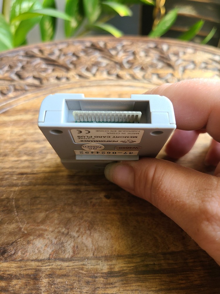 N64 Memory Card Plus Performance P-375AE 4 Bank Controller Pak Untested