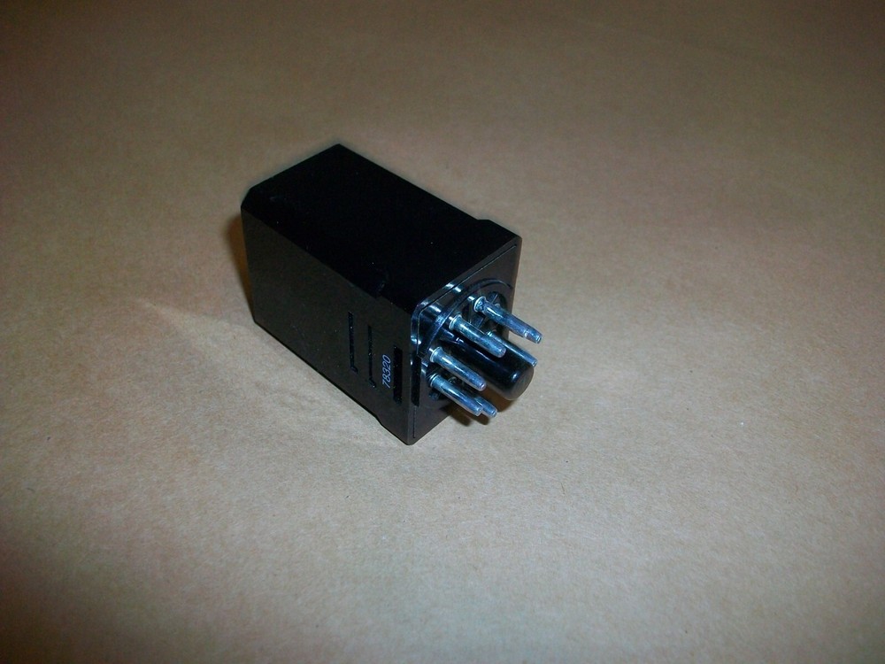 IDEC SOLID STATE RELAY RBPP-0502-2 USED