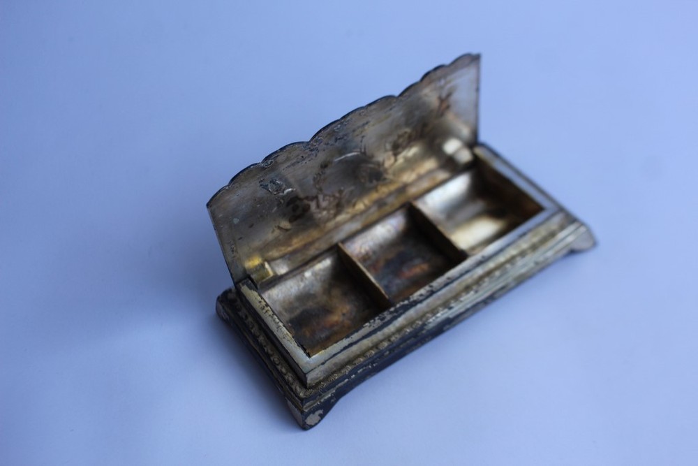 Japanese Blacksmiths Stamp Box (38473)