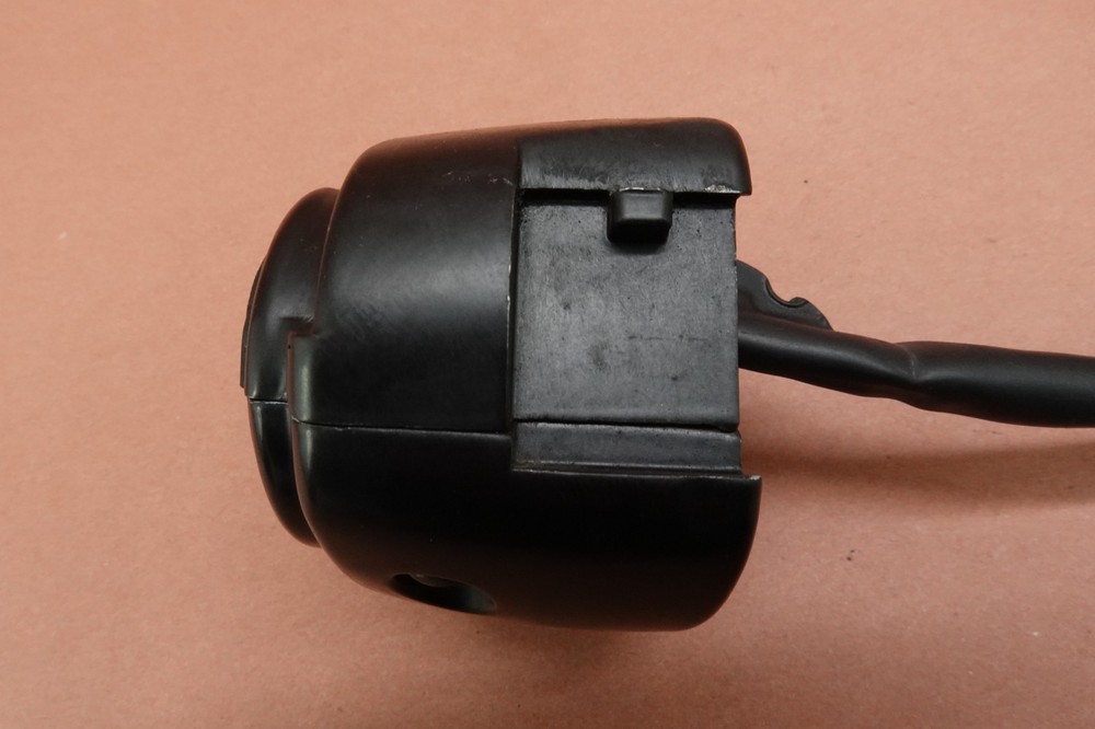 2000 - 2006 Harley Davidson Heritage Softail FLSTCI Left Headlight Bar Switch