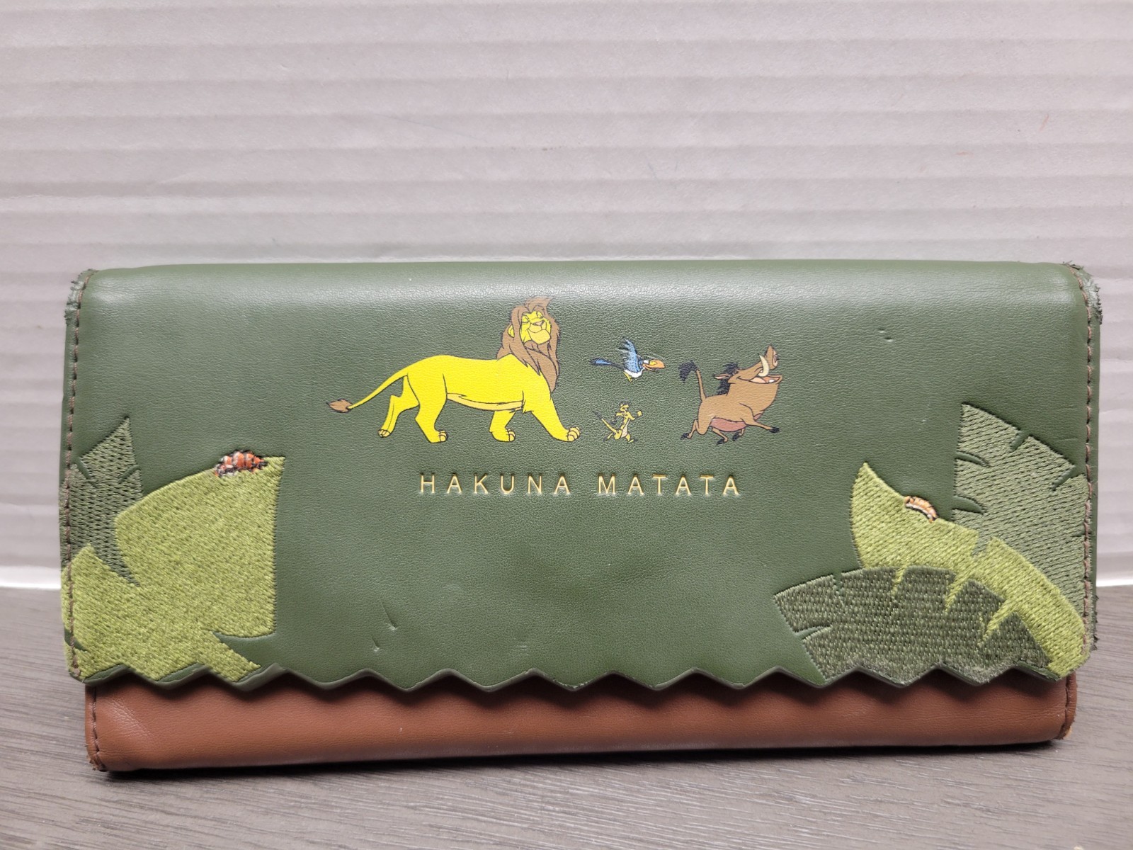 Loungefly Disney Lion King Hakuna Matata Wallet Brown Faux Leather Zip