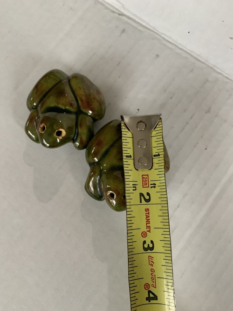 Green Ceramic Frogs Aquarium Decorations 2 in Set