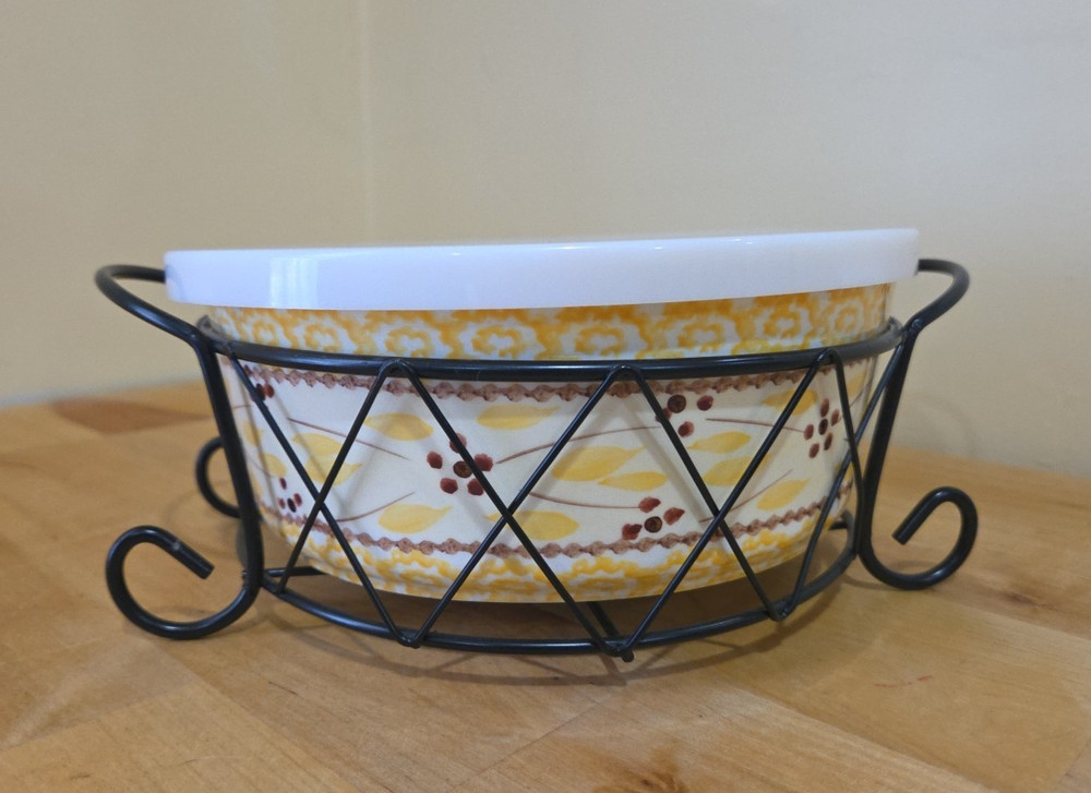 Old World Yellow Round Baking Dish with Rack by Temp Tations