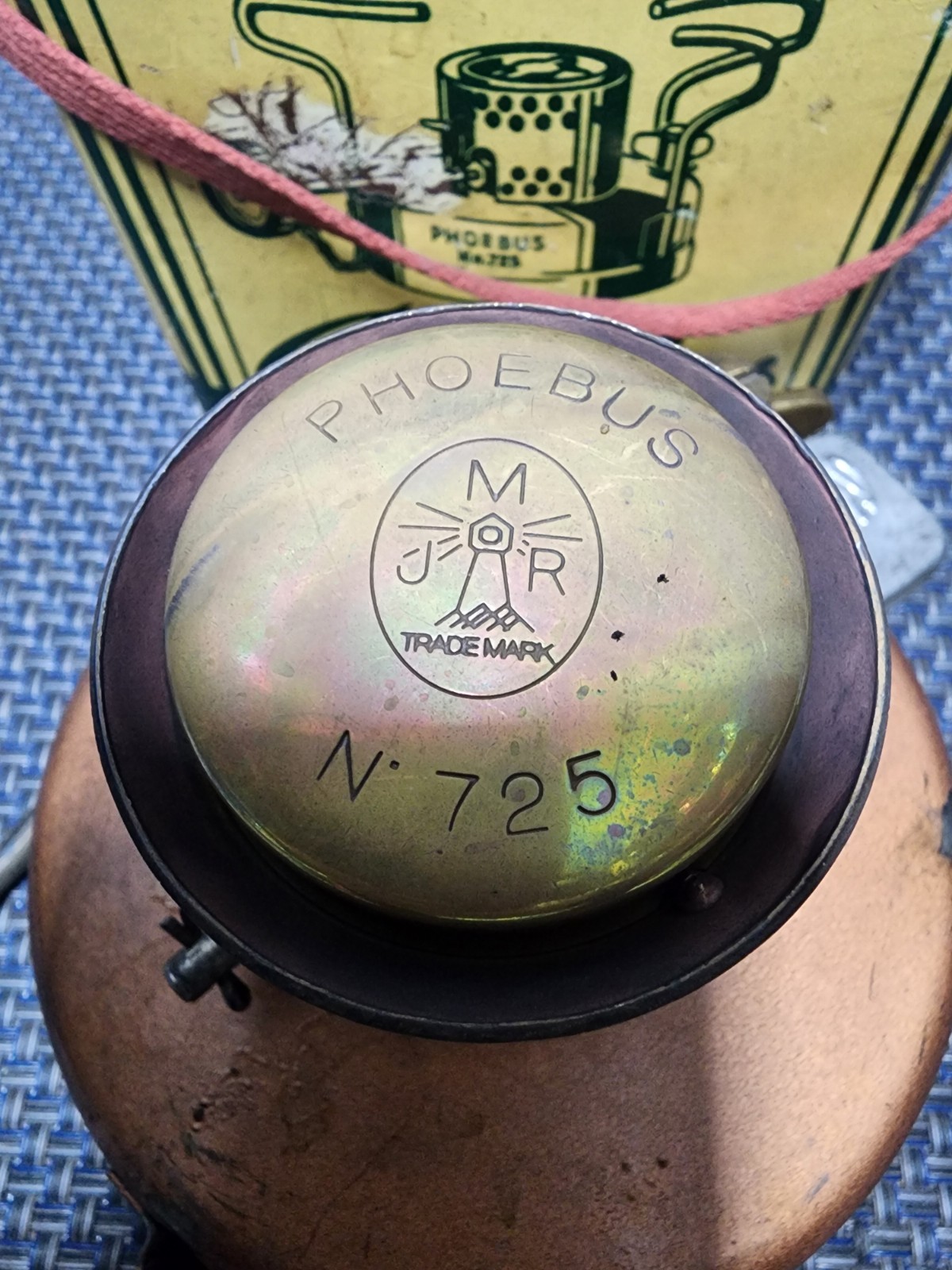 PHOEBUS 725 GASOLINE STOVE. RARE VERSION.