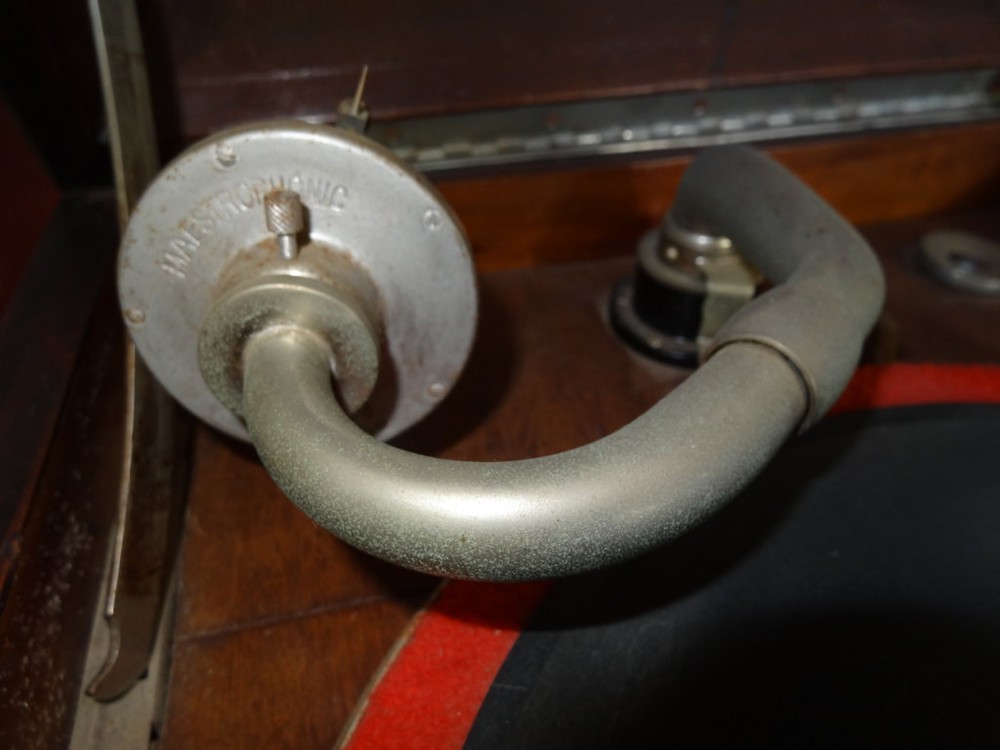 Odeon - Vintage Crank Gramophone