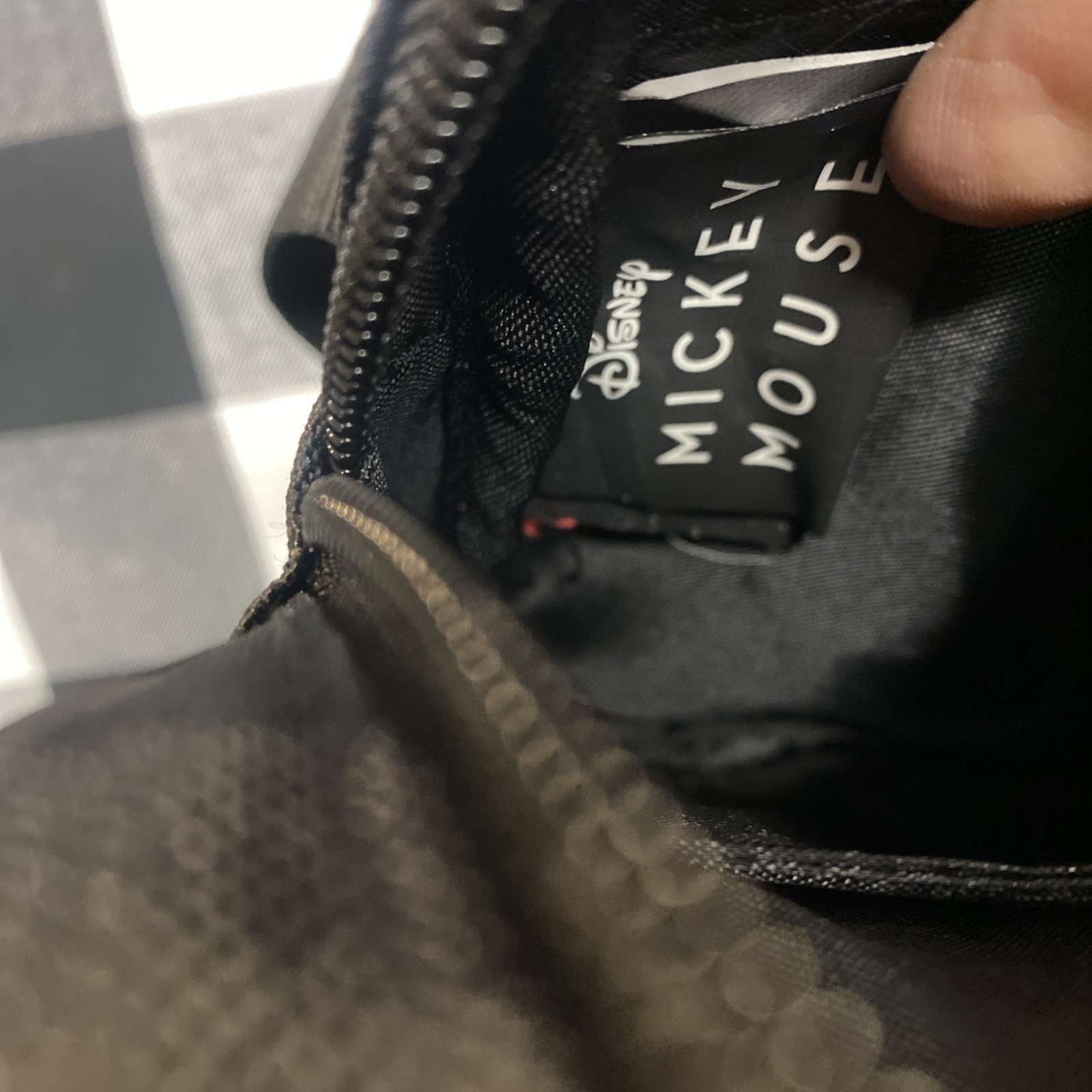 Disney’s Mickey Mouse Cross Body Bag Bioworld NWT