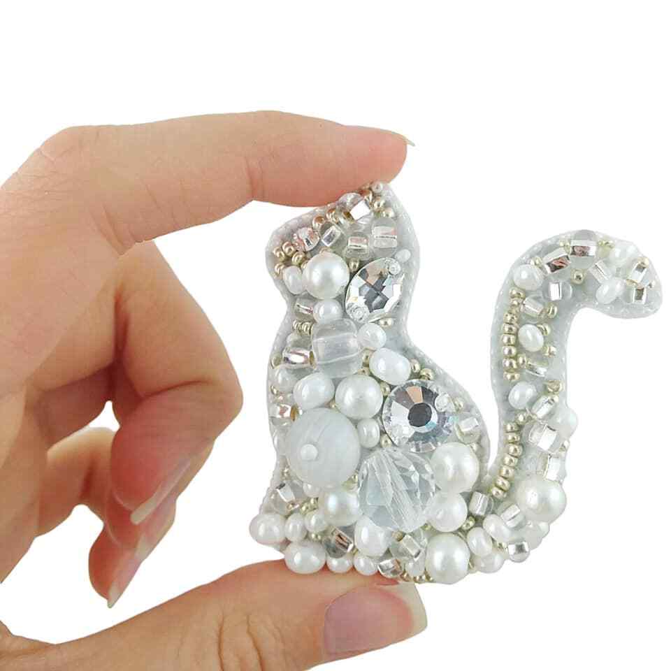 Crystal Art Beadwork kit for creating brooch BP-220C Cat