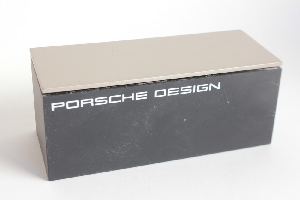 PORSCHE DESIGN Display Stand (71028)