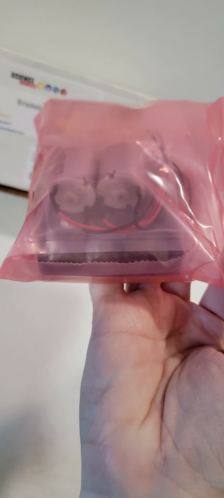 Science Buddies Bristlebot Kit 20171221 sealed pack