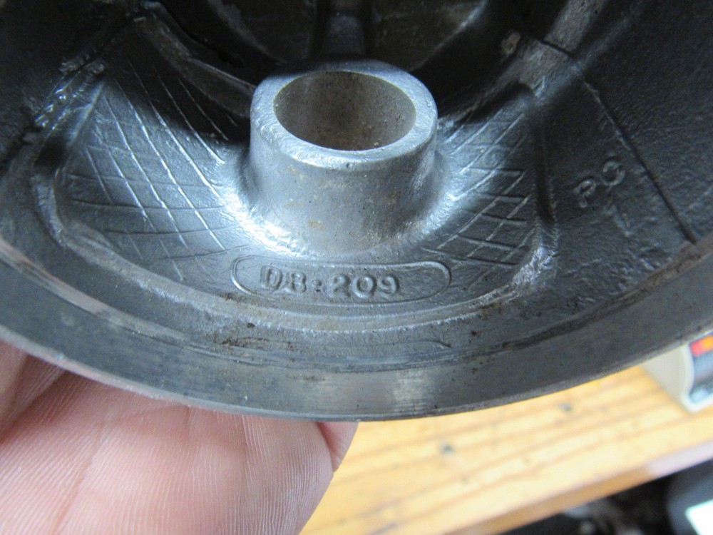 Wisconsin Engine Piston DB209 +.030 Over size New Old stock