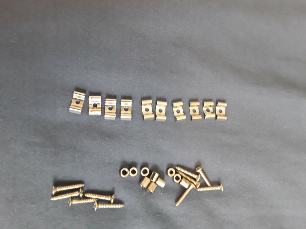 Guitar String Tree Retainer Bat Wing Style 20 Pieces