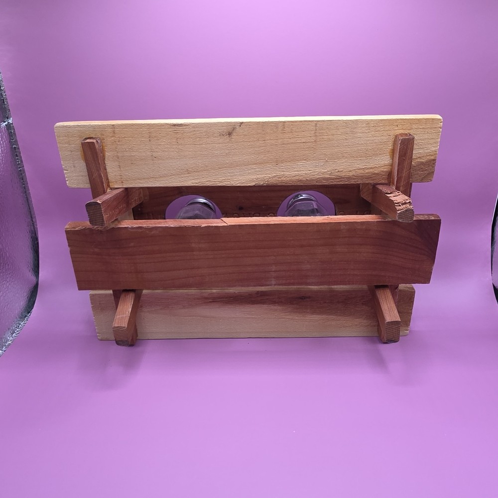 Cedar Salt & Pepper Shaker Picnic Table Holder.