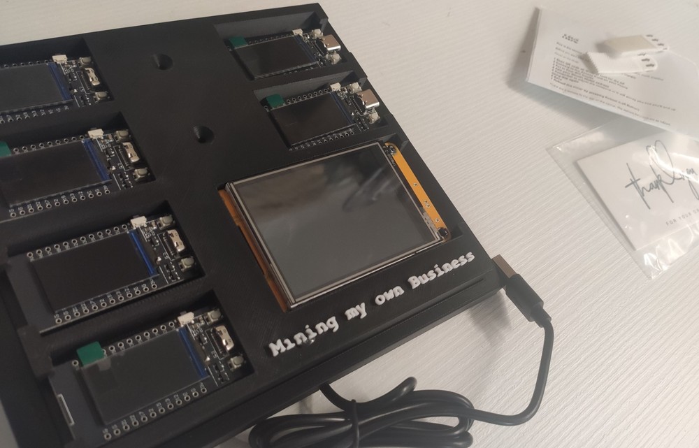 Nerd Miner Crypto Mining Rig - 7 x 350 kh/s - Wall Mountable - Mining Rig - BTC