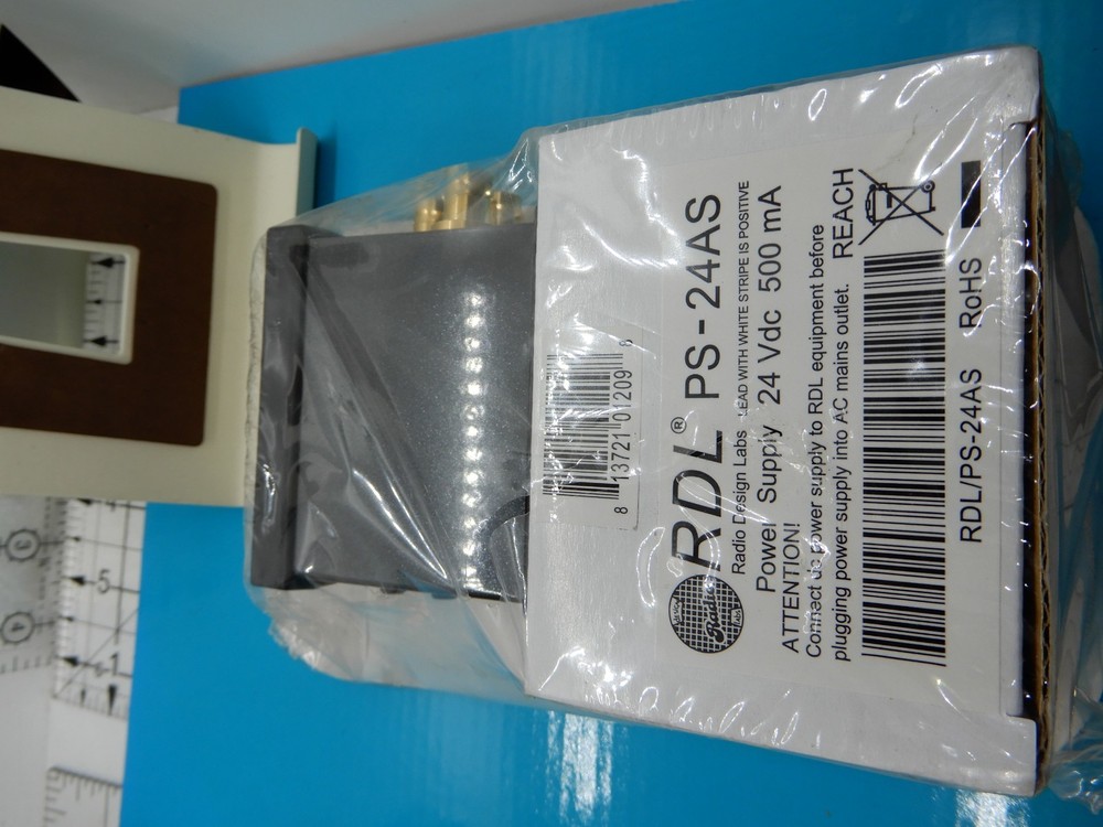 RDL EZ-VDA2B Composite Distribution Amplifier