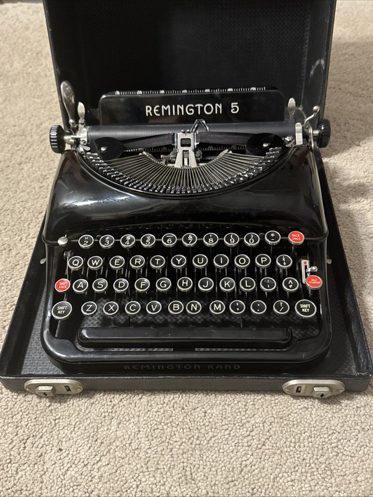1938 REMINGTON RAND 5 Model 5 Portable Typewriter