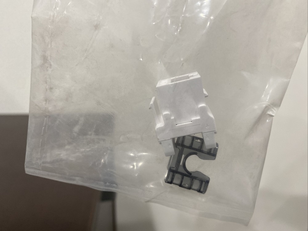 (A) ComCables Structure Cabling CN-C6CHD-WHT RJ45 High Density White Jack⭐️