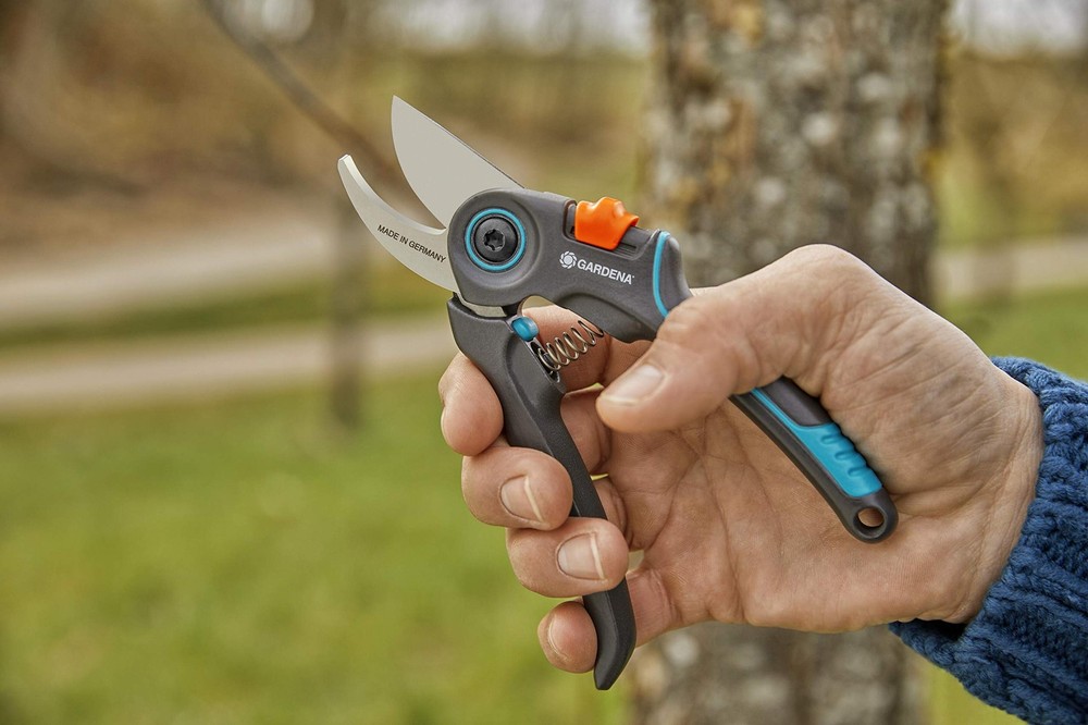 (12203) ExpertCut pruning shears: Ideal for cutting fruit trees, 7/8" Cutting...