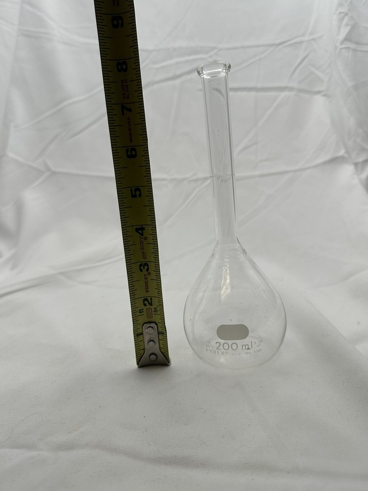 Pyrex 200mL Volumetric Flask *No Stopper*