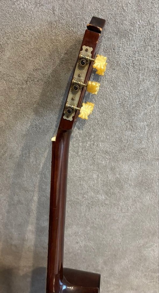 Morris Classical Guitar With Sabares Strings