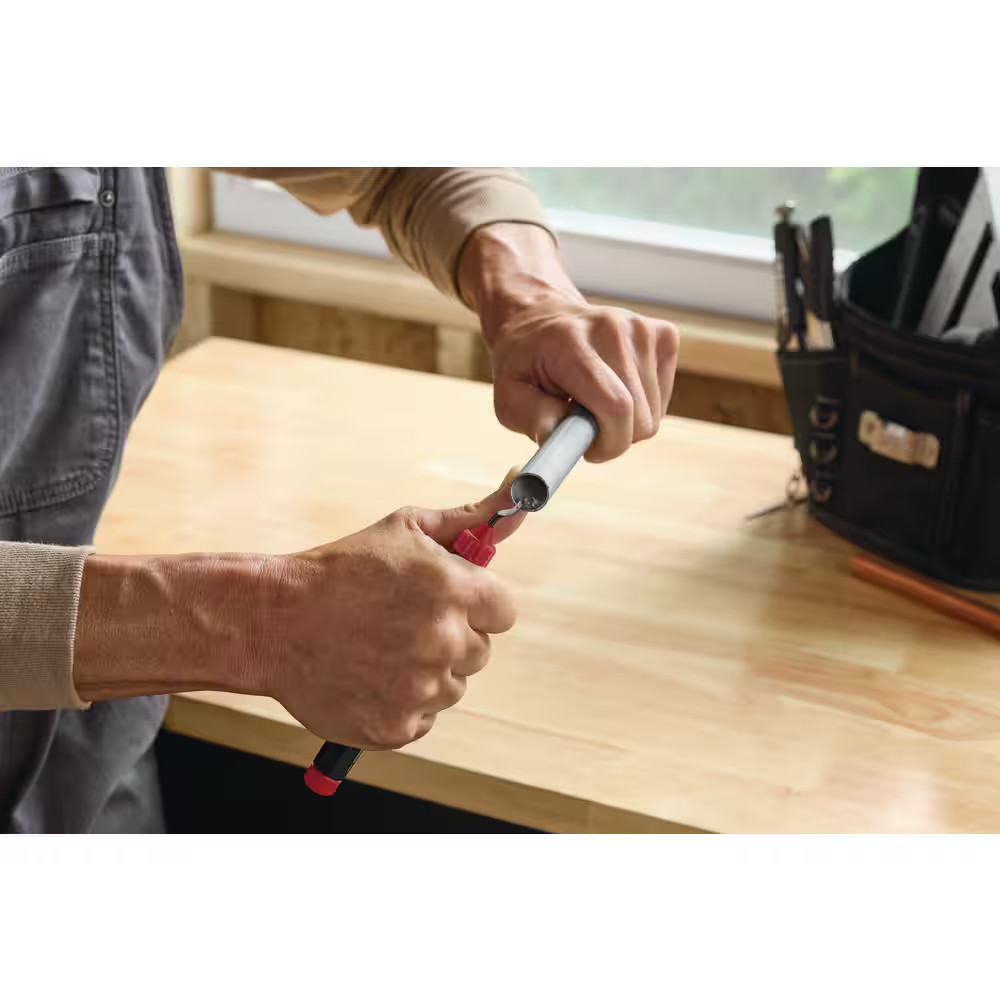Swivel Blad Deburring Tool with Quick Release Cap and Blade Storage
