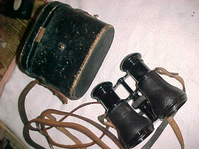 WWI  LINDSTROM BINOCULARS  GERMANY   -  PILOTS BINOCULARS ?