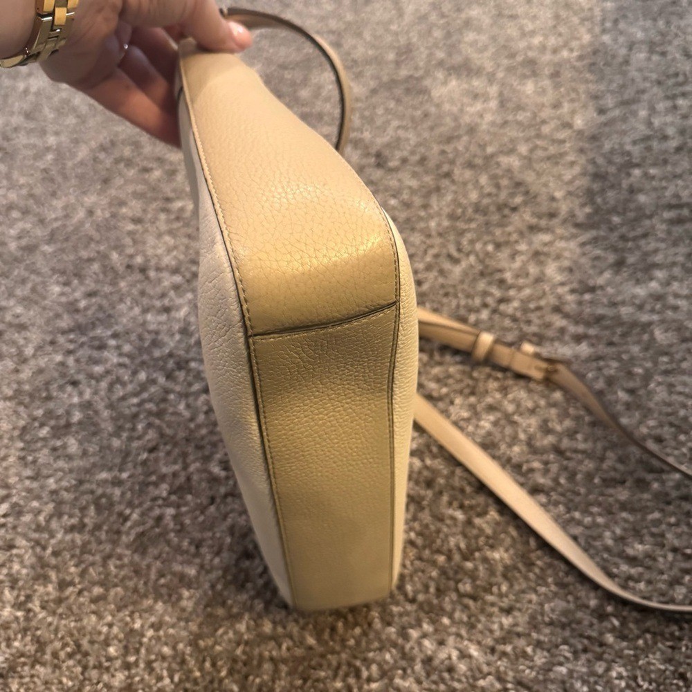 Kate Spade New York Lena Large Swingpack Crossbody in pebbled leather