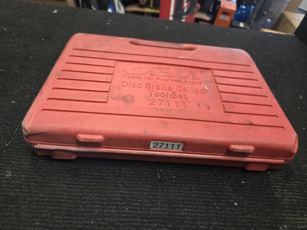 OEM Disc Brake Caliper Tool Set #27111