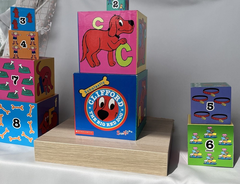 Scholastic Books 1999 Rare CLIFFORD Stacking Blocks CUBE