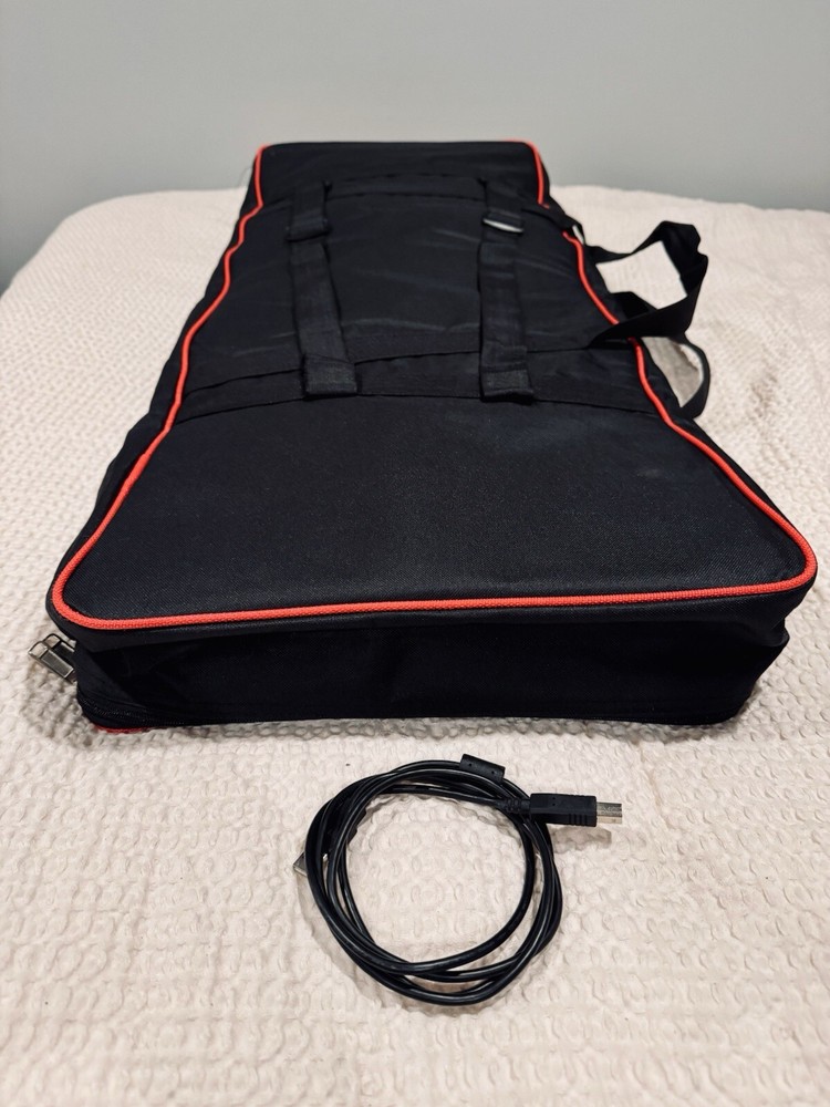 Native Instrument S49 MK2 “Komplete Kontrol” Keyboard Controller