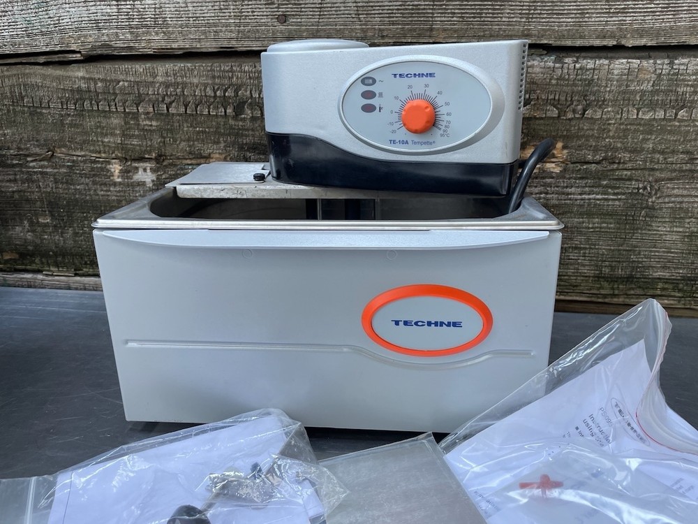 Techne TE-10A Thermoregulator Immersion Circulator with Water Bath