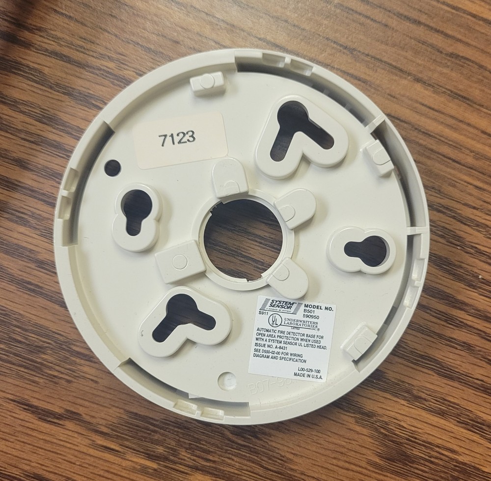SYSTEM SENSOR B501 - INTELLIGENT DETECTOR BASES WITHOUT FLANGE NEW