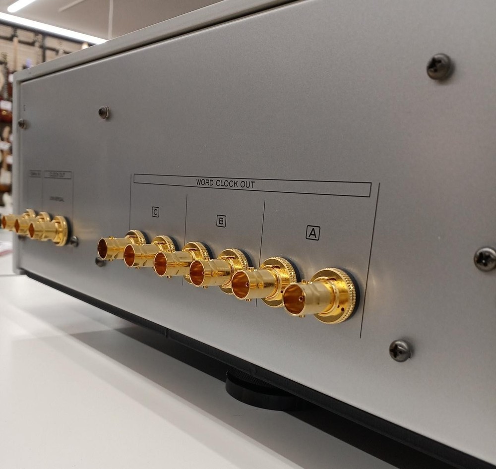 ESOTERIC G-0 Master Clock Generator High-Precision Digital Silver 2003 Japan