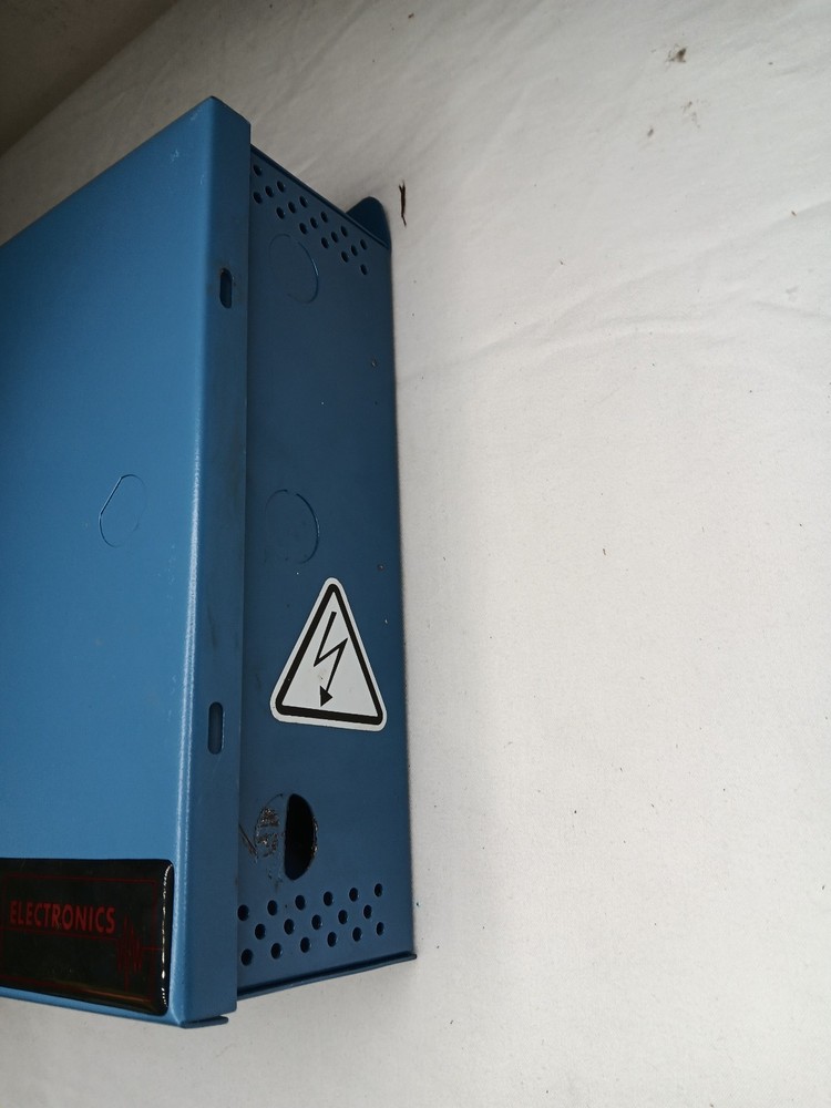 MG Electronics cctv camera & accessory power supply Model #DPS-4 24v