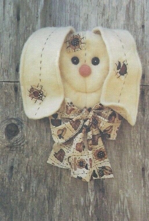 Talented Friends Jackson Felt Rabbit Wall Decor Pattern 1995 14 x 14