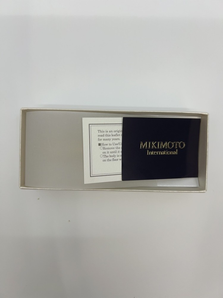 Mikimoto Pearl Makeup Lip Brush