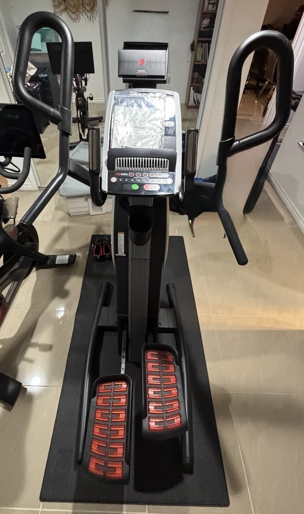 ProForm Carbon HIIT Elliptical Trainer – Great Condition