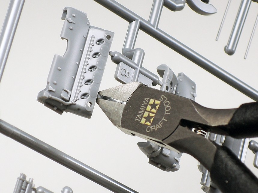 Tamiya Craft Tools 74035 Sharp Pointed Side Cutter for Plastic