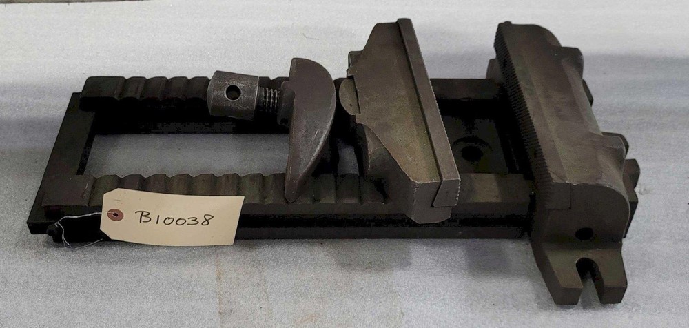 LONG FINGER MACHINE VISE