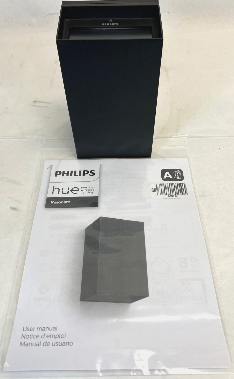 Philips Hue Resonate White & Color Ambiance Outdoor Wall LED Wall Light-Used