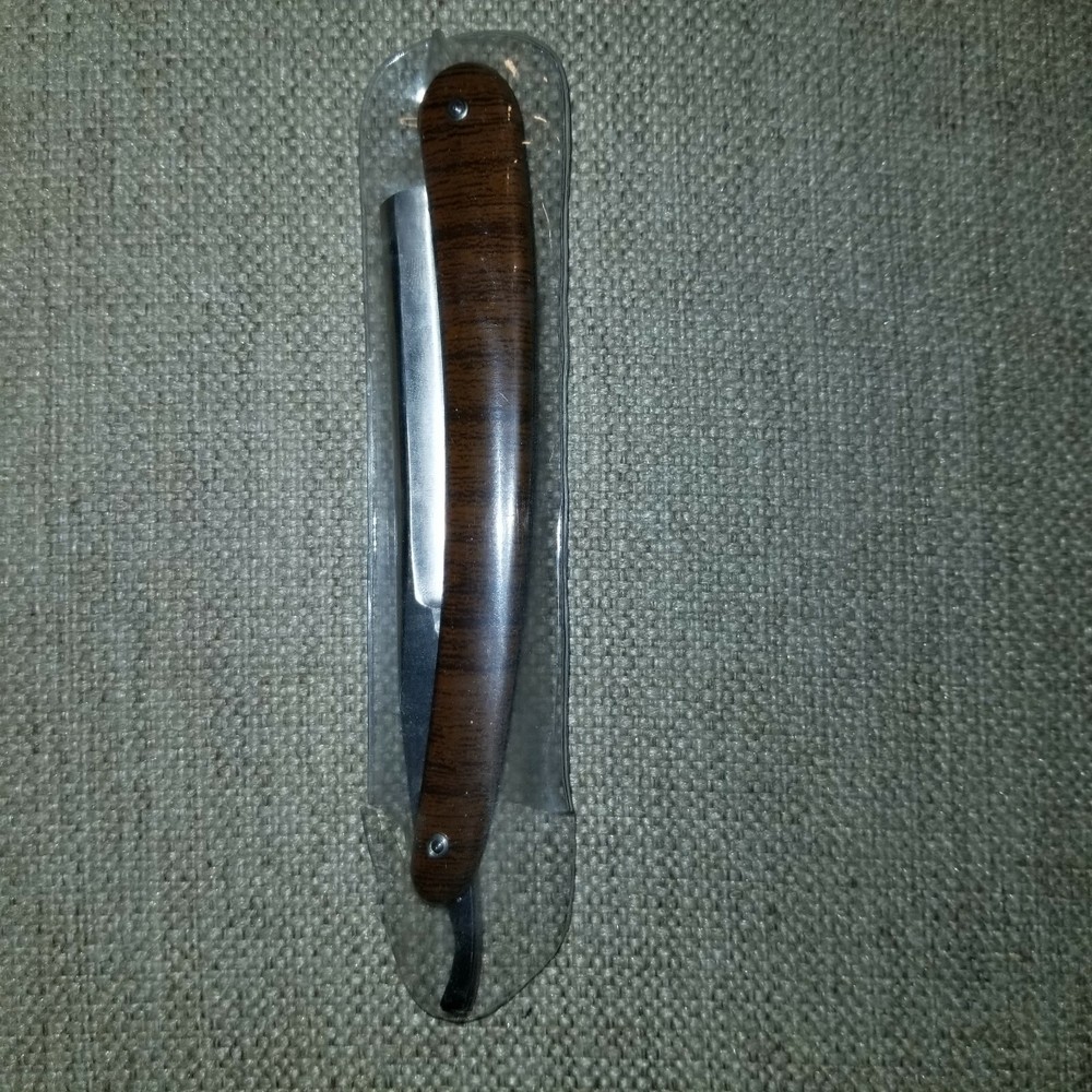 Alpha Outpost Straight Razor