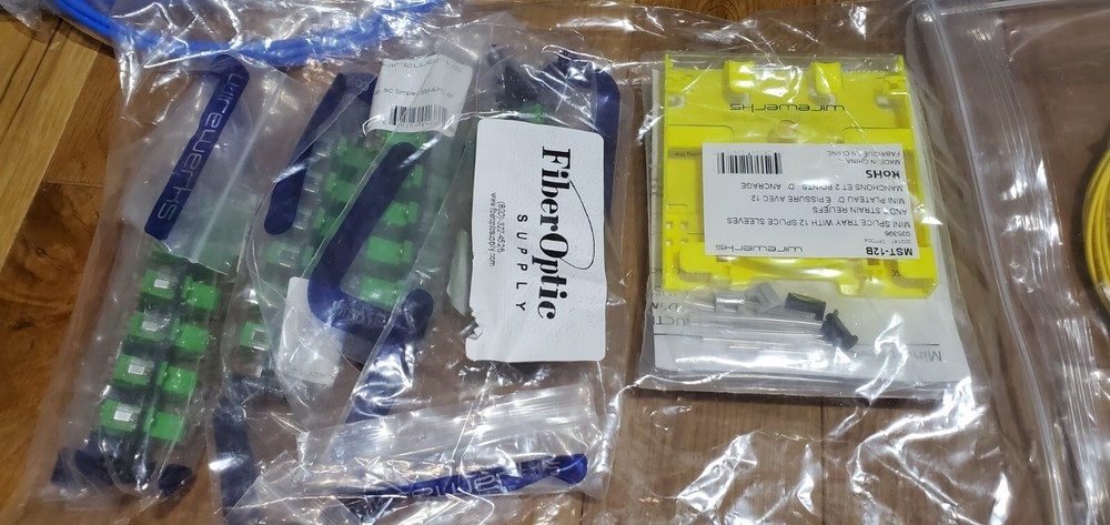 1U Fiber Patch Panel, Capacity 3 LGX compatible slots, Black