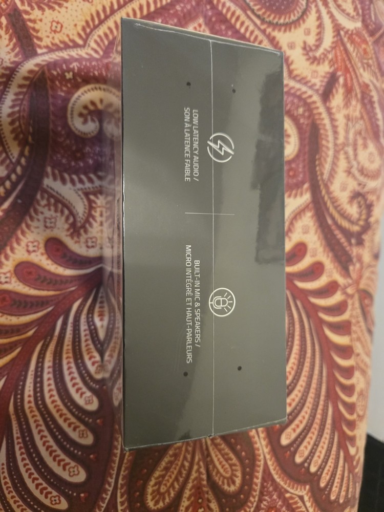 Razer Anzu Smart Glasses - Small / Medium - Bluetooth, Polarized - New in Box!