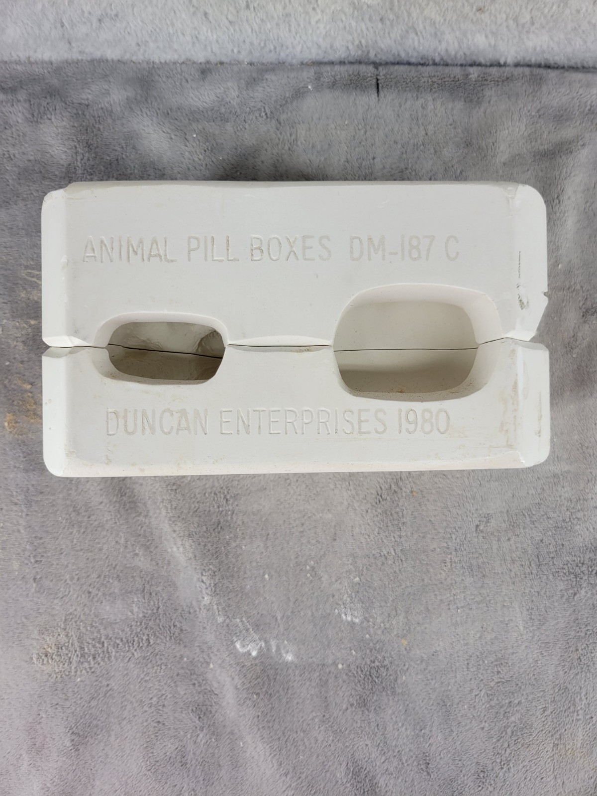 Vintage Ceramic Slip Casting Mold Of Animal Pill Boxes Duncan DM-187C