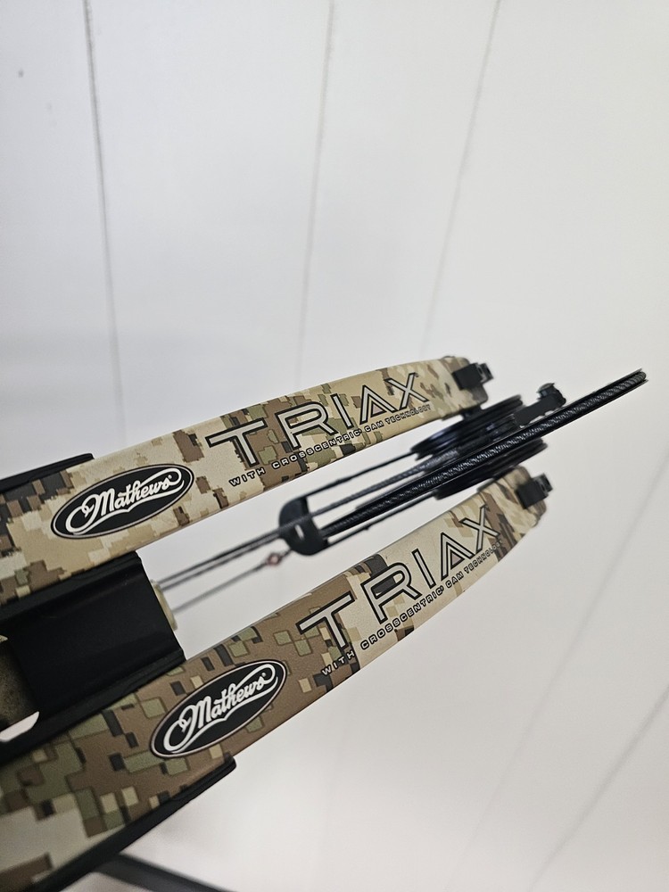 Mathews Triax Compound Bow