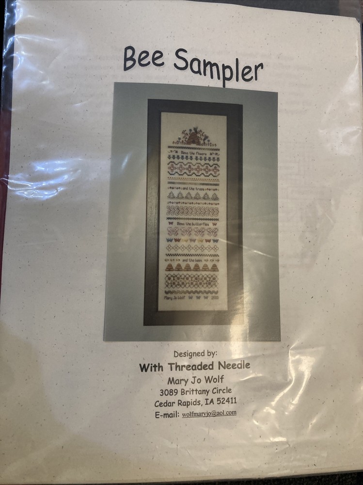 Rare Vtg With Threaded Needle 'Bee Sampler' embroidery booklet only 2002