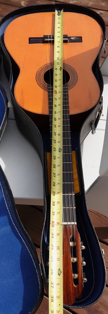 HERMANOS LEAL CLASSICAL GUITAR