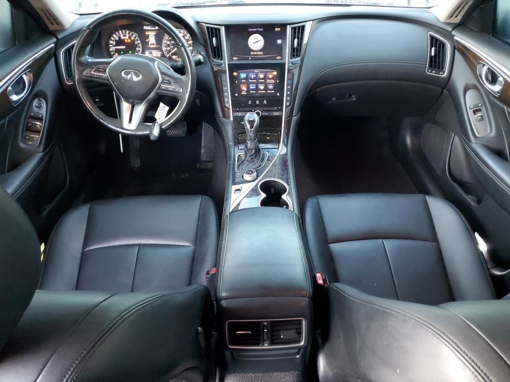 Q50 2018 Glove Box 4991637