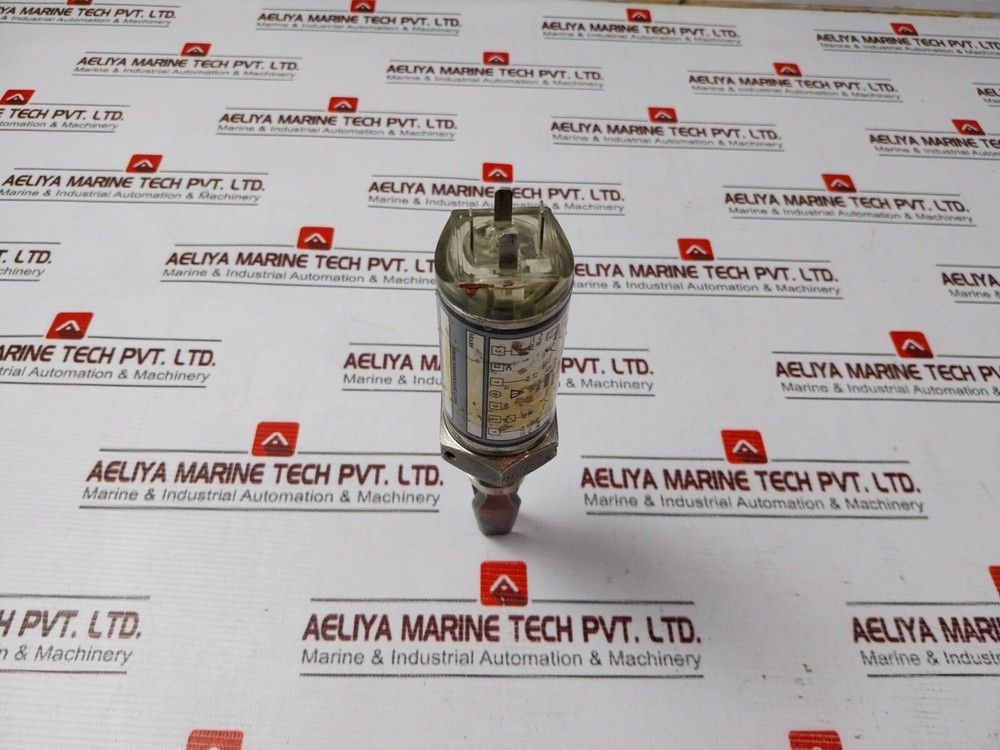 Rosemount 2110 Vibrating Fork Level Switch